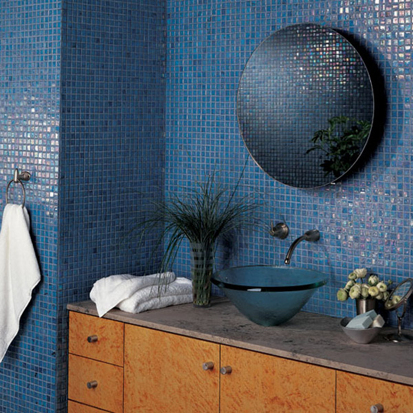 blue-tile-bath